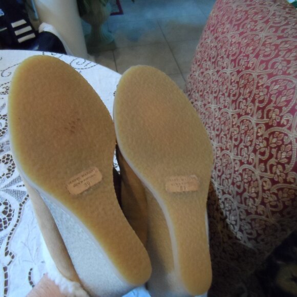 Isabel Marant Beige Suede Calfskin Wedge Mules w/Lamb Shearling Lining Size 39 - Picture 13 of 15